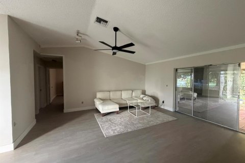 Villa ou maison à vendre à Lauderhill, Floride: 3 chambres, 138.33 m2 № 2083456 - photo 23