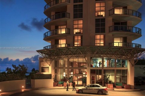 Copropriété à vendre à Sunny Isles Beach, Floride: 1 chambre, 63.92 m2 № 1762924 - photo 27
