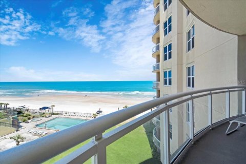 Condominio en venta en Daytona Beach, Florida, 4 dormitorios, 271.92 m2 № 2128464 - foto 28