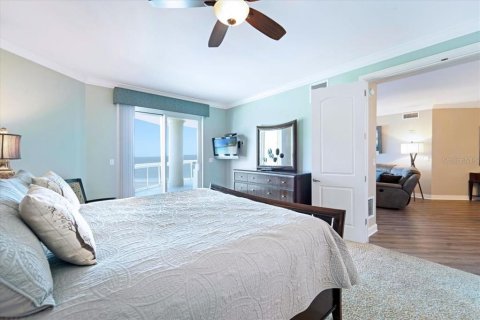 Condominio en venta en Daytona Beach, Florida, 4 dormitorios, 271.92 m2 № 2128464 - foto 20