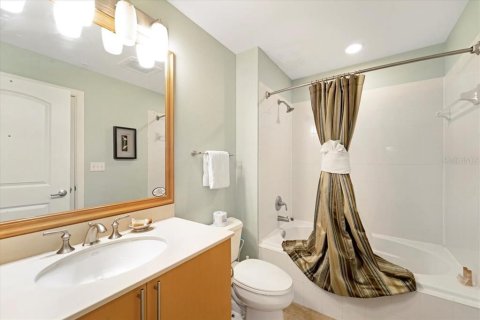 Condominio en venta en Daytona Beach, Florida, 4 dormitorios, 271.92 m2 № 2128464 - foto 12