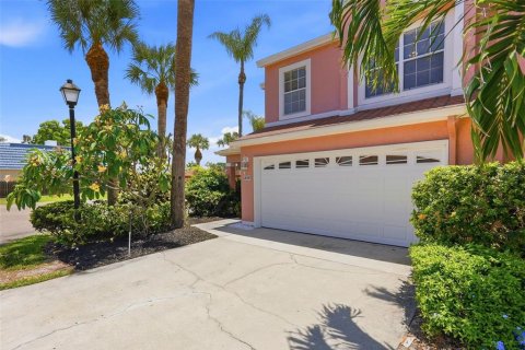 Touwnhouse à louer à Seminole, Floride: 3 chambres, 172.33 m2 № 2109966 - photo 2