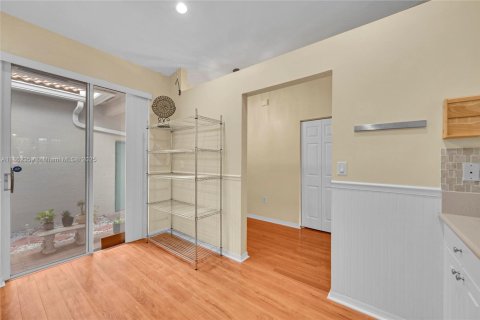 House in Sunrise, Florida 2 bedrooms, 122.63 sq.m. № 1890826 - photo 19
