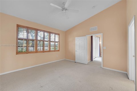House in Sunrise, Florida 2 bedrooms, 122.63 sq.m. № 1890826 - photo 22
