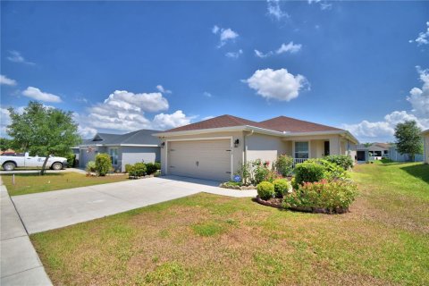 House in Haines City, Florida 3 bedrooms, 140.56 sq.m. № 1680790 - photo 2
