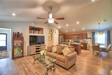 House in Haines City, Florida 3 bedrooms, 140.56 sq.m. № 1680790 - photo 7