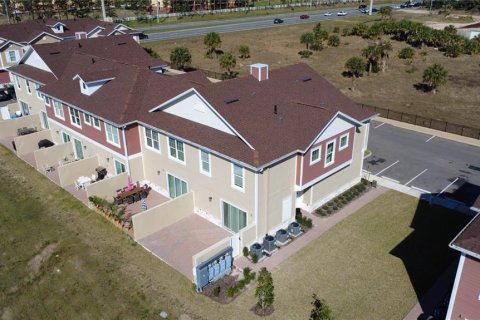 Adosado en venta en Kissimmee, Florida, 5 dormitorios, 197.14 m2 № 1639835 - foto 5