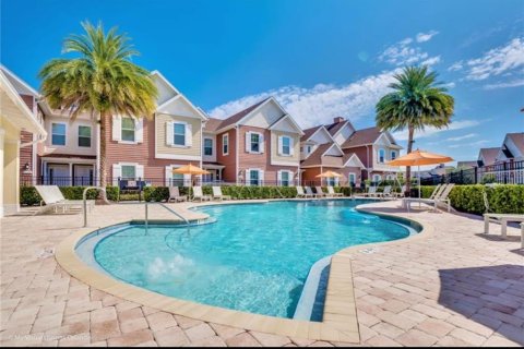 Adosado en venta en Kissimmee, Florida, 5 dormitorios, 197.14 m2 № 1639835 - foto 27