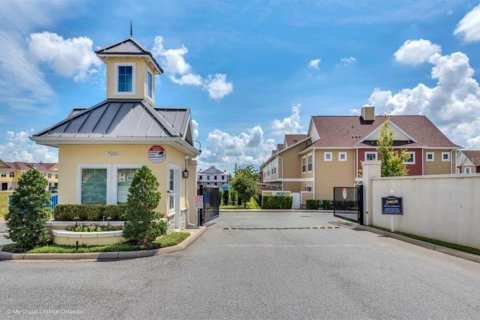 Adosado en venta en Kissimmee, Florida, 5 dormitorios, 197.14 m2 № 1639835 - foto 23