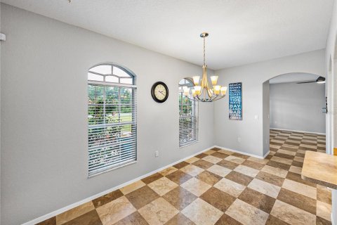 House in Dade City, Florida 5 bedrooms, 287.81 sq.m. № 1754958 - photo 18