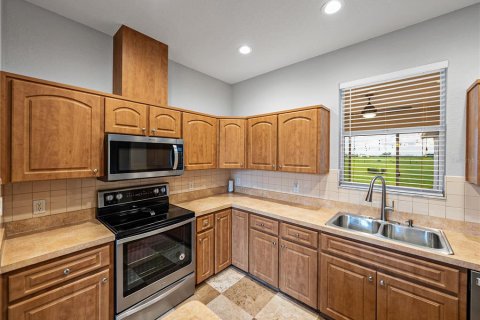 Casa en venta en Dade City, Florida, 5 dormitorios, 287.81 m2 № 1754958 - foto 24