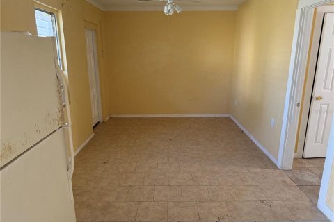 Villa ou maison à louer à Winter Haven, Floride: 1 chambre, 63.17 m2 № 1816726 - photo 5