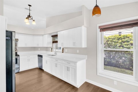 Casa en venta en Palm Harbor, Florida, 3 dormitorios, 146.41 m2 № 1858088 - foto 3