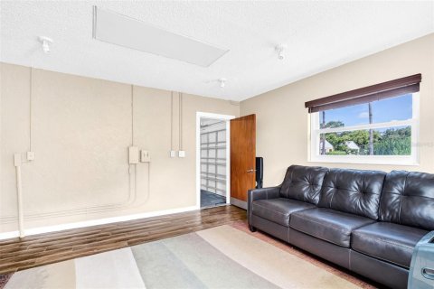 Casa en venta en Palm Harbor, Florida, 3 dormitorios, 146.41 m2 № 1858088 - foto 30