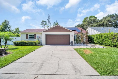 Casa en venta en Palm Harbor, Florida, 3 dormitorios, 146.41 m2 № 1858088 - foto 1