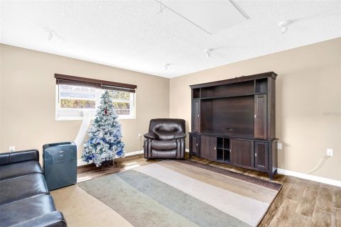 Casa en venta en Palm Harbor, Florida, 3 dormitorios, 146.41 m2 № 1858088 - foto 29