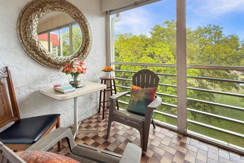 Copropriété à vendre à Lauderdale Lakes, Floride: 2 chambres, 89.19 m2 № 2083882 - photo 6
