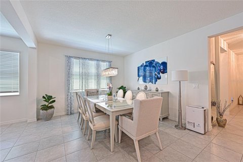 Villa ou maison à vendre à Sarasota, Floride: 4 chambres, 216.28 m2 № 1808402 - photo 4