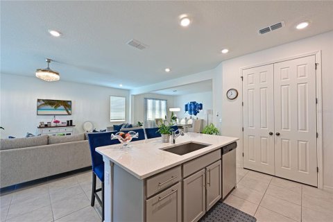 Villa ou maison à vendre à Sarasota, Floride: 4 chambres, 216.28 m2 № 1808402 - photo 12