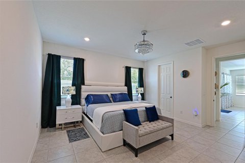 Villa ou maison à vendre à Sarasota, Floride: 4 chambres, 216.28 m2 № 1808402 - photo 14