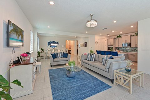 Villa ou maison à vendre à Sarasota, Floride: 4 chambres, 216.28 m2 № 1808402 - photo 8
