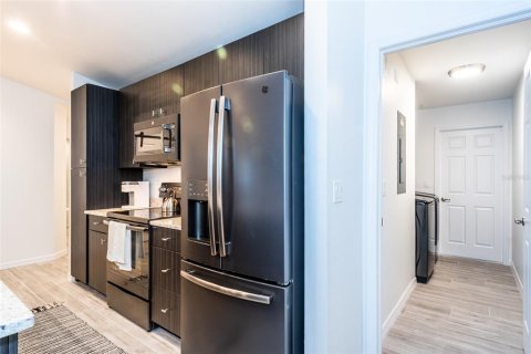 Appartement à louer à Punta Gorda, Floride: 2 chambres, 127.93 m2 № 215116 - photo 14