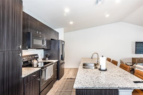 Appartement à louer à Punta Gorda, Floride: 2 chambres, 127.93 m2 № 215116 - photo 4