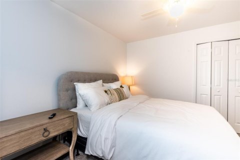 Appartement à louer à Punta Gorda, Floride: 2 chambres, 127.93 m2 № 215116 - photo 24