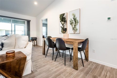 Appartement à louer à Punta Gorda, Floride: 2 chambres, 127.93 m2 № 215116 - photo 11