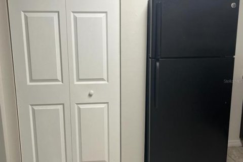 Condominio en alquiler en Orlando, Florida, 2 dormitorios, 77.11 m2 № 1901774 - foto 13