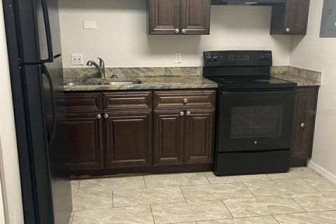 Condominio en alquiler en Orlando, Florida, 2 dormitorios, 77.11 m2 № 1901774 - foto 16