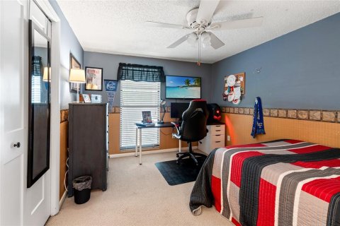 House in Tampa, Florida 4 bedrooms, 210.05 sq.m. № 1831697 - photo 19