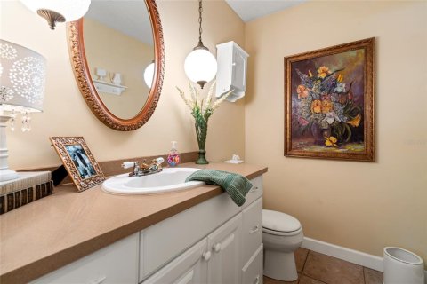 House in Tampa, Florida 4 bedrooms, 210.05 sq.m. № 1831697 - photo 12