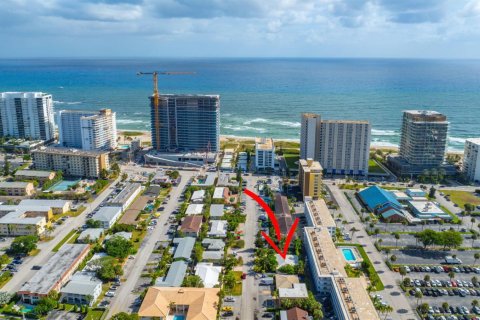 Townhouse in Pompano Beach, Florida 2 bedrooms, 144.18 sq.m. № 2083413