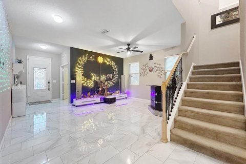 Casa en venta en Orlando, Florida, 5 dormitorios, 355.54 m2 № 2105844 - foto 5