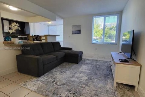 Appartement à louer à Sunny Isles Beach, Floride: 2 chambres, 87.05 m2 № 2024026 - photo 4