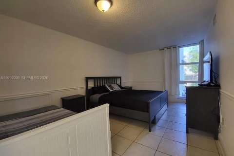 Appartement à louer à Sunny Isles Beach, Floride: 2 chambres, 87.05 m2 № 2024026 - photo 9