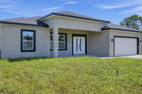 House in Sebring, Florida 3 bedrooms, 142.05 sq.m. № 2428686 - photo 6