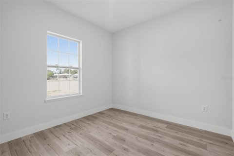 House in Sebring, Florida 3 bedrooms, 142.05 sq.m. № 2428686 - photo 26