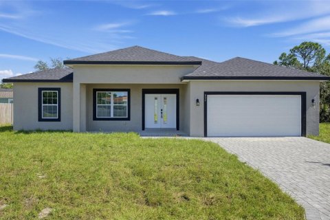 House in Sebring, Florida 3 bedrooms, 142.05 sq.m. № 2428686