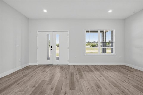 House in Sebring, Florida 3 bedrooms, 142.05 sq.m. № 2428686 - photo 8