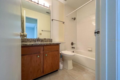 Appartement à louer à Gainesville, Floride: 2 chambres, 81.75 m2 № 1879399 - photo 10