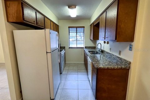 Appartement à louer à Gainesville, Floride: 2 chambres, 81.75 m2 № 1879399 - photo 6