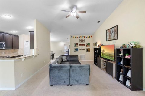 Condo in Davenport, Florida, 2 bedrooms  № 1887037 - photo 4