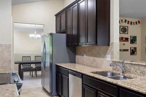 Condo in Davenport, Florida, 2 bedrooms  № 1887037 - photo 14