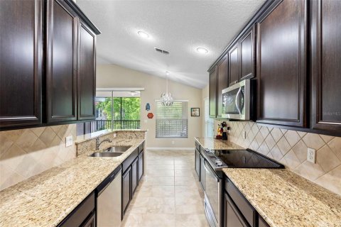 Condo in Davenport, Florida, 2 bedrooms  № 1887037 - photo 10