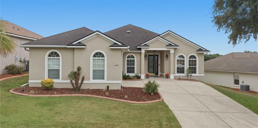 Villa ou maison à Ocala, Floride 4 chambres, 207.26 m2 № 2149880
