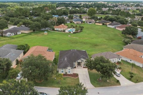 Villa ou maison à vendre à Ocala, Floride: 4 chambres, 207.26 m2 № 2149880 - photo 2