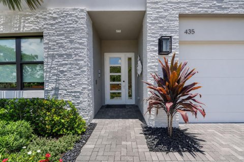 Villa ou maison à vendre à West Palm Beach, Floride: 3 chambres, 243.4 m2 № 2191227 - photo 4