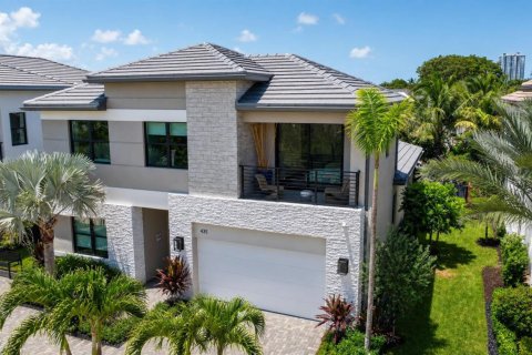 Villa ou maison à vendre à West Palm Beach, Floride: 3 chambres, 243.4 m2 № 2191227 - photo 3